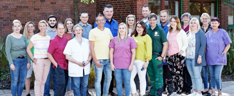 Gruppe aus verschiedenen Fachkräften des Christophorus-Werkes.
